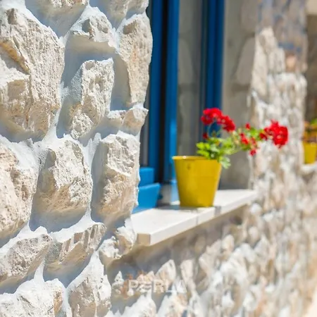 Cozy Stone House Capree With Pool *