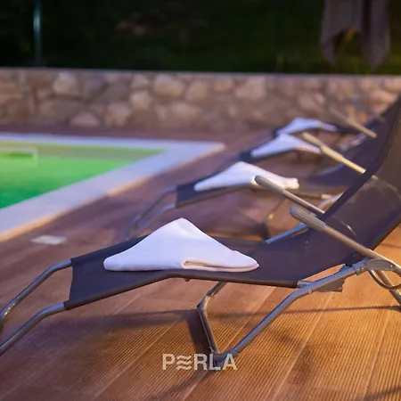 Casa vacanze Cozy Stone House Capree With Pool Ripenda Kras