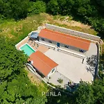Cozy House Capree With Pool In A Quiet Location Near The Rabac * Ripenda Kras