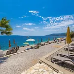 Cozy House Capree With Pool In A Quiet Location Near The Rabac