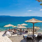 Cozy House Capree With Pool In A Quiet Location Near The Rabac *