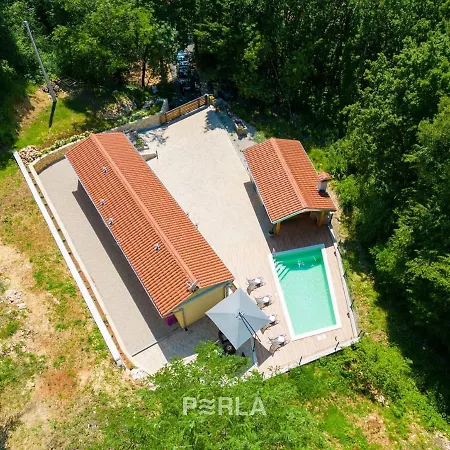 Cozy House Capree With Pool In A Quiet Location Near The Rabac * Ripenda Kras