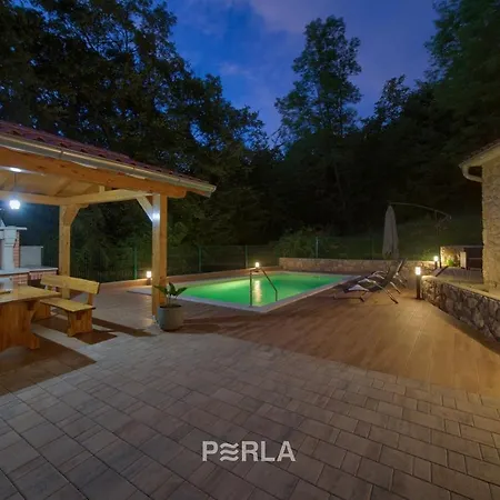 Cozy House Capree With Pool In A Quiet Location Near The Rabac * Ripenda Kras