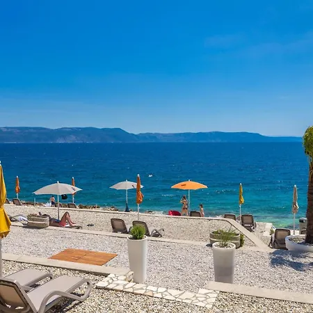 Cozy House Capree With Pool In A Quiet Location Near The Rabac * Ripenda Kras